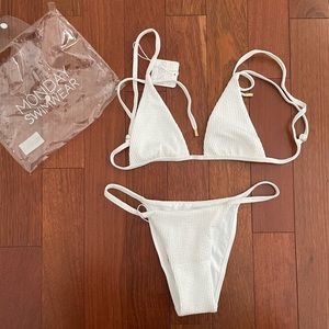 Monday Swimwear Barbados Top - White Sand Crinkle